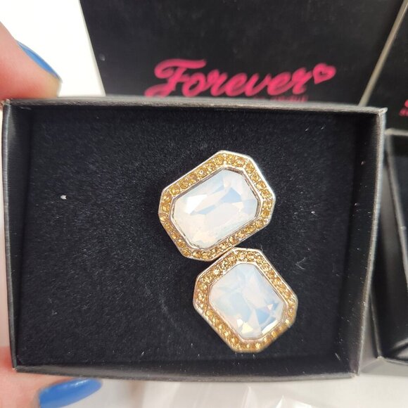 Forever / Paula Abdul / Avon Bundle Rhinestone Heart Pendant & Hollywood Studs - Picture 2 of 12